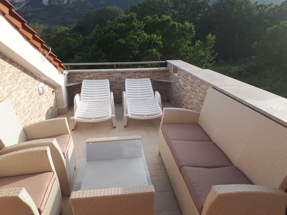 Apartamento Ruzmarinka 4* Baška Exterior foto