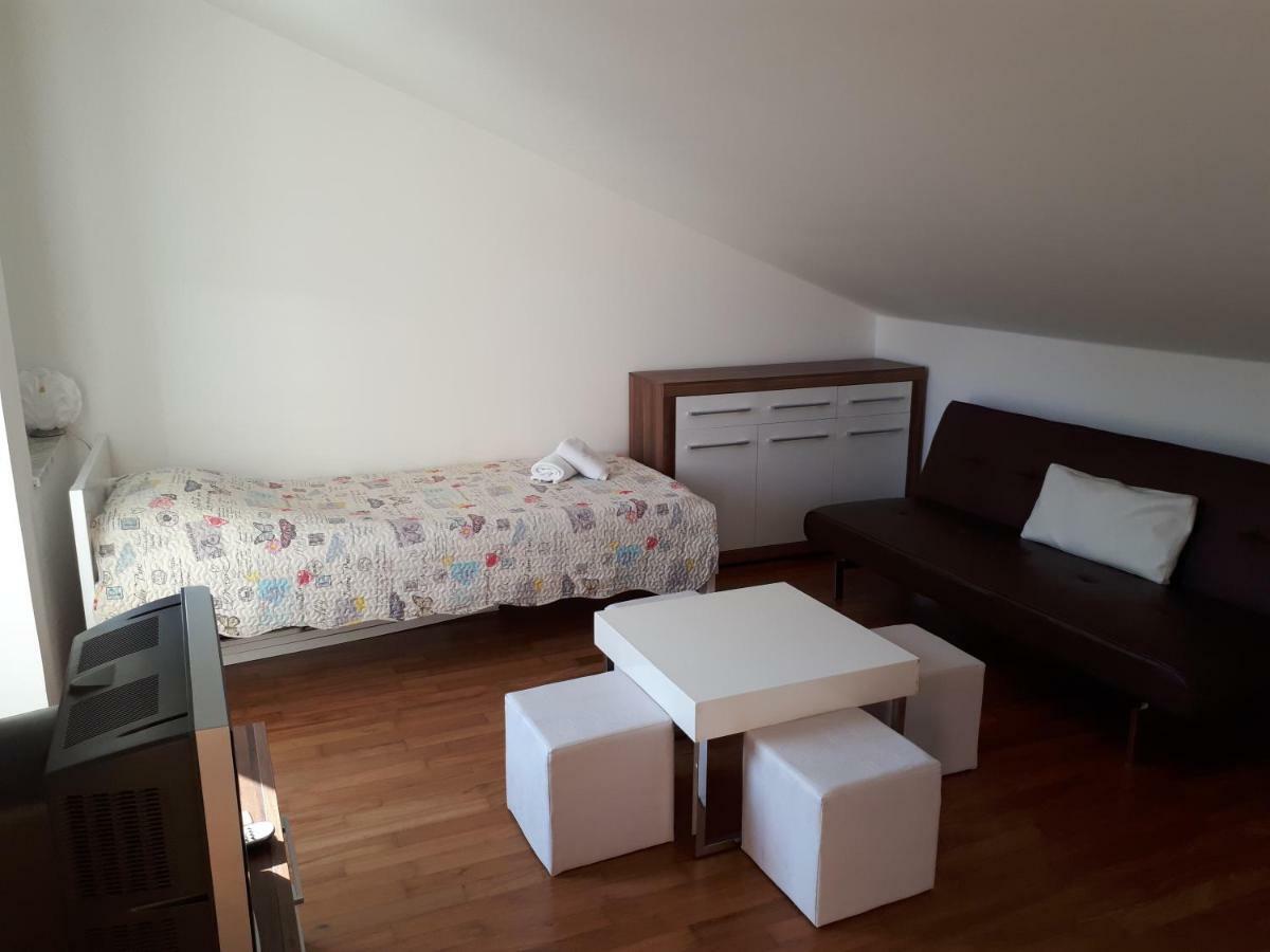 Apartamento Ruzmarinka 4* Baška Exterior foto